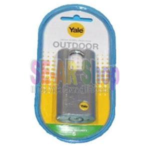 LUCCHETTO DI SICUREZZA CON CORAZZA YALE